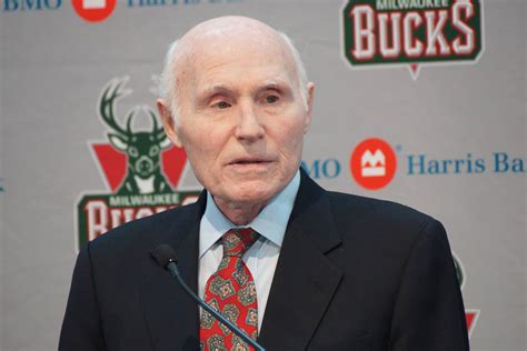 Herb Kohl dies at 88; ex-owner of Milwaukee Bucks once served as U.S. senator from Wisconsin